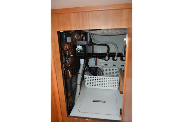 Finnegans Wake 38ft Sabre Yacht For Sale