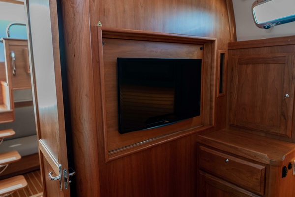 Finnegans Wake 38ft Sabre Yacht For Sale