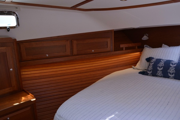 Finnegans Wake 38ft Sabre Yacht For Sale