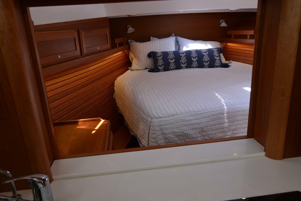 Finnegans Wake 38ft Sabre Yacht For Sale