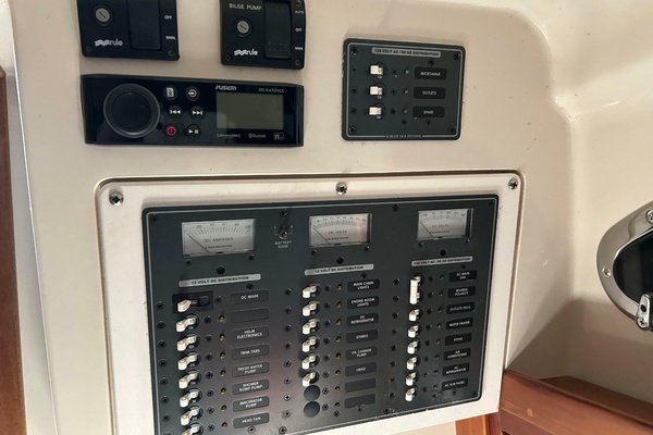 Diastole 26ft Back Cove Yacht For Sale