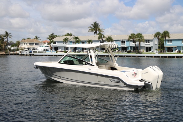Boston Whaler 28 NO FILTER - Exterior Profile