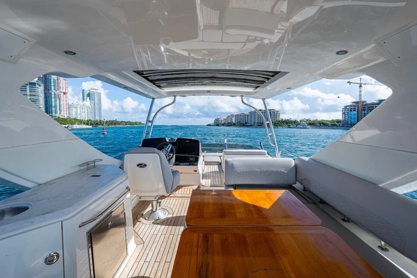 55ft Sea Ray Yacht For Sale