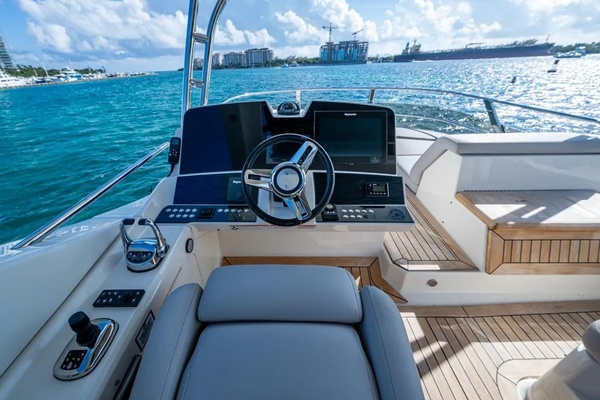 55ft Sea Ray Yacht For Sale