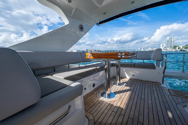 55ft Sea Ray Yacht For Sale