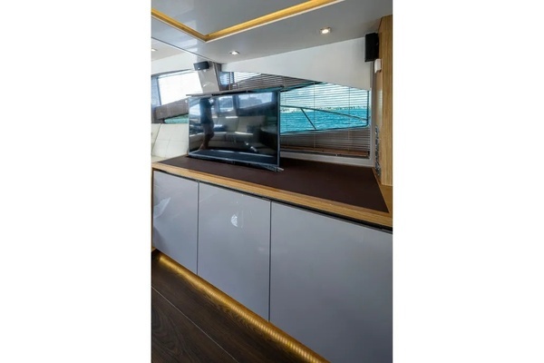 Sea Ray L550 Fly Yacht For Sale
