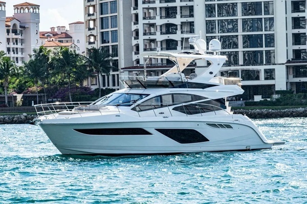 2018 Sea Ray 55