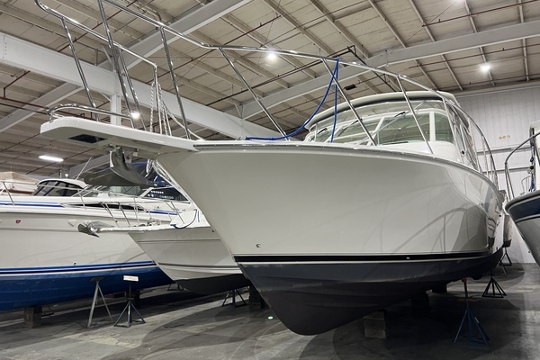 1998 Cabo 35