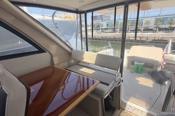 30ft Cutwater Yacht For Sale
