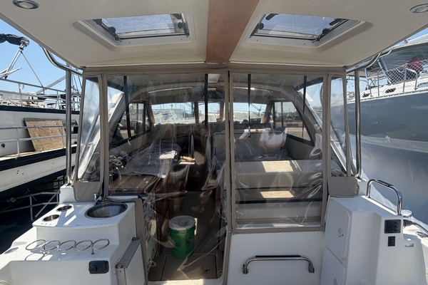 30ft Cutwater Yacht For Sale