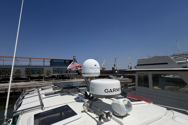 30ft Cutwater Yacht For Sale
