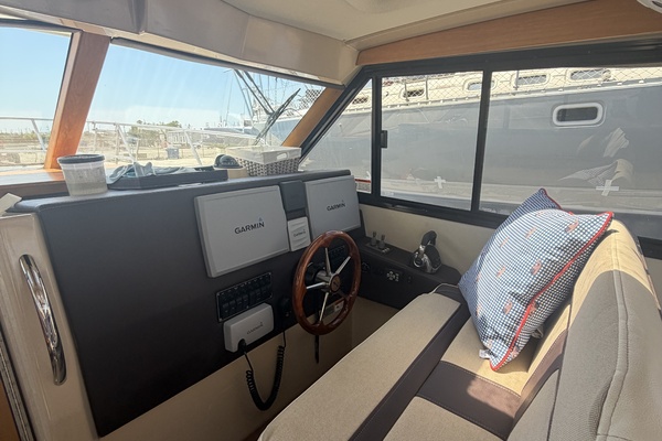 30ft Cutwater Yacht For Sale