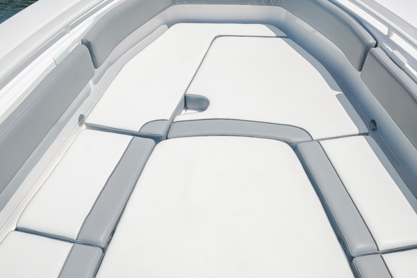35ft Everglades Yacht For Sale