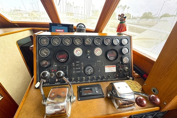 Boat Hair Don t Care 48ft Offshore Yachts Yacht For Sale
