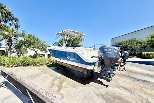 24ft Robalo Yacht For Sale