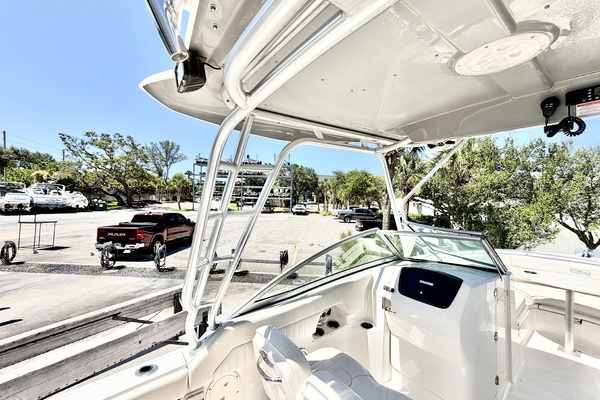 24ft Robalo Yacht For Sale