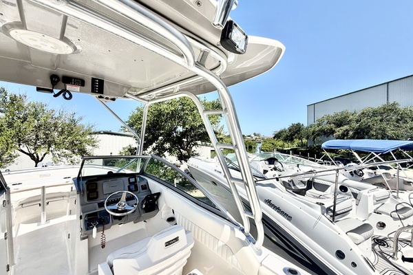 24ft Robalo Yacht For Sale
