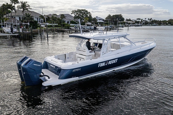 Intrepid Valor Yacht For Sale