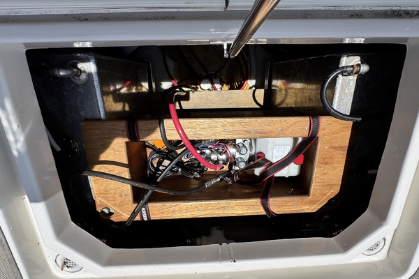 Splash  amp  Dash 47ft Carver Yacht For Sale