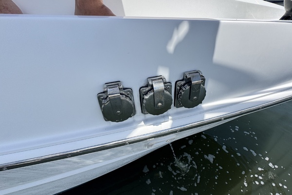 Splash  amp  Dash 47ft Carver Yacht For Sale