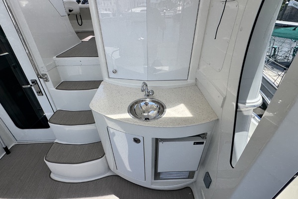 Splash  amp  Dash 47ft Carver Yacht For Sale