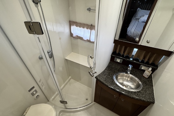 Carver 47 Cockpit Motor Yacht Yacht For Sale