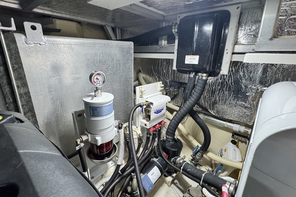 Splash  amp  Dash 47ft Carver Yacht For Sale