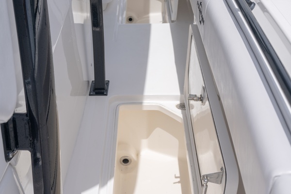 34ft Fountain Yacht For Sale