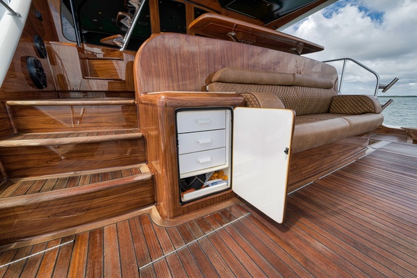 SIR REEL 92ft Viking Yacht For Sale