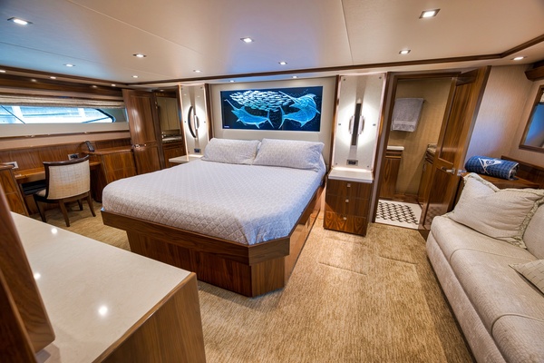 SIR REEL 92ft Viking Yacht For Sale