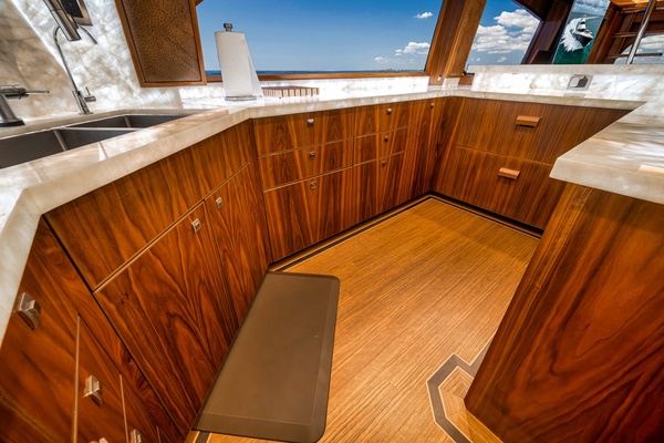 SIR REEL 92ft Viking Yacht For Sale