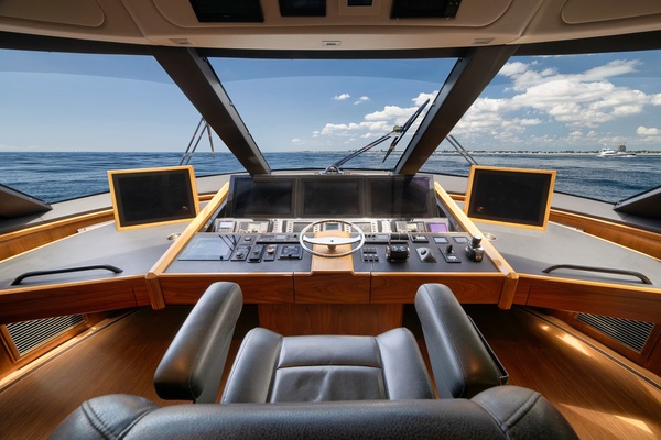SIR REEL 92ft Viking Yacht For Sale