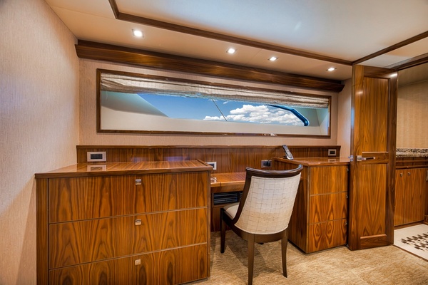 SIR REEL 92ft Viking Yacht For Sale