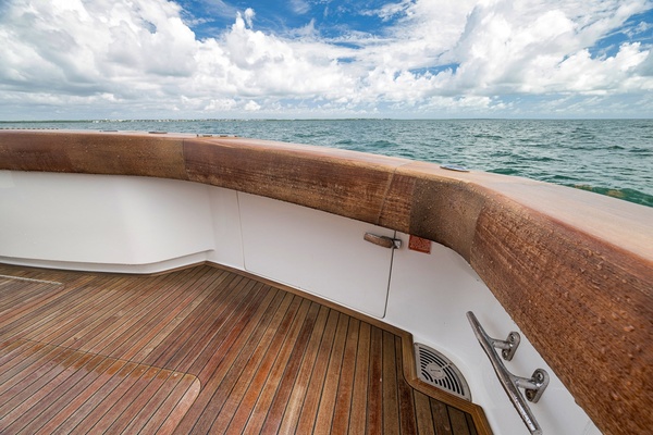 SIR REEL 92ft Viking Yacht For Sale