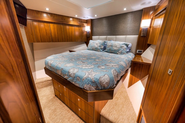 SIR REEL 92ft Viking Yacht For Sale