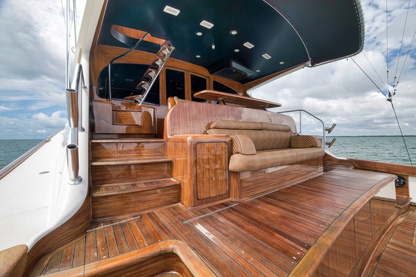 SIR REEL 92ft Viking Yacht For Sale