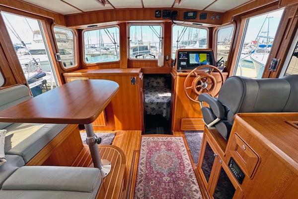 Bliss 38ft Helmsman Trawlers Yacht For Sale