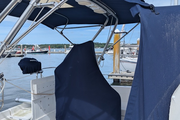 Retreat 33ft Hunter Yacht For Sale