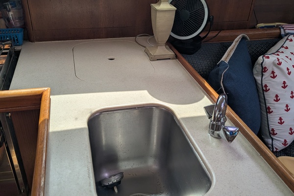 Retreat 33ft Hunter Yacht For Sale