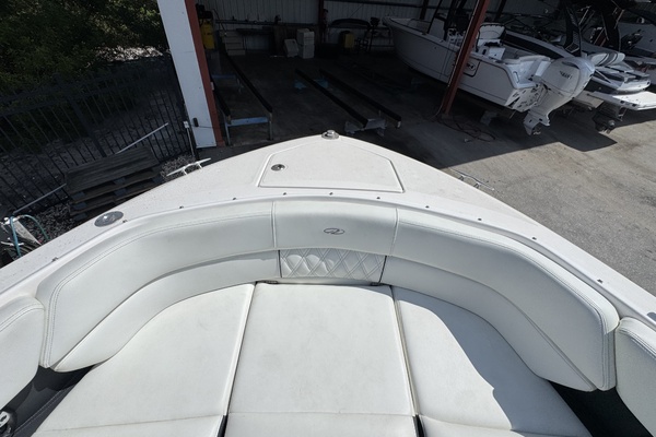 29ft Regal Yacht For Sale