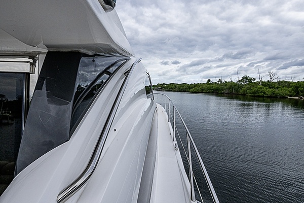 Sunseeker 62 EAGLE II - Exterior