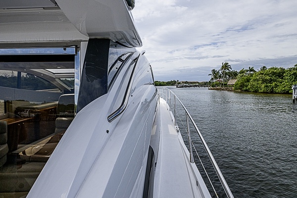 Sunseeker 62 EAGLE II - Exterior
