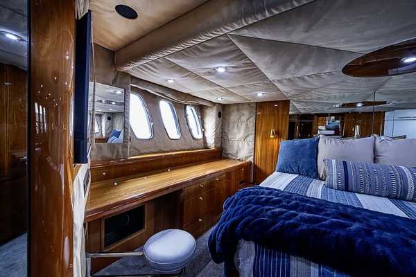 Sunseeker 62 EAGLE II - Master Stateroom