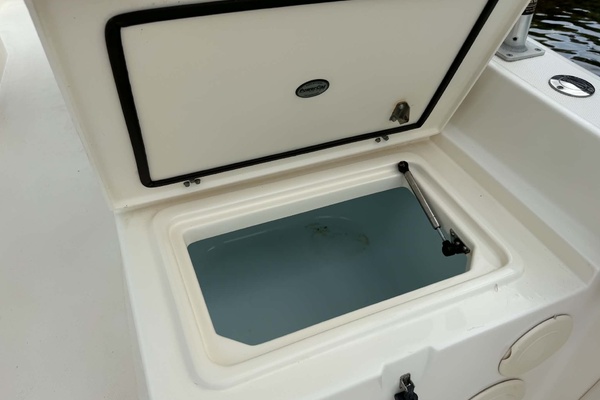 26ft World Cat Yacht For Sale