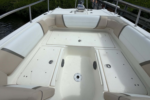 26ft World Cat Yacht For Sale