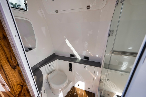HCB 53 Suenos Yacht For Sale