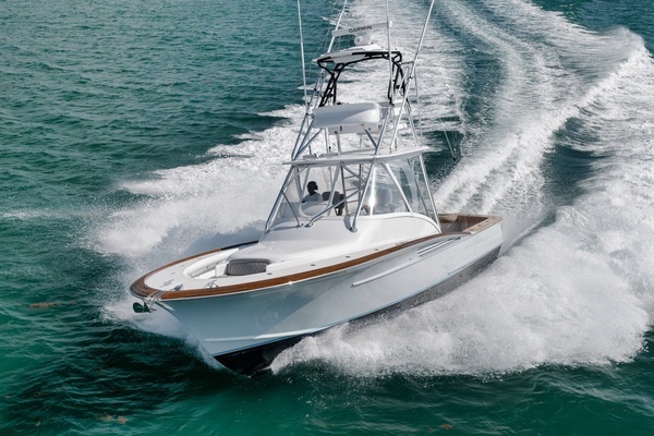 2022 Winter Custom Yachts 38