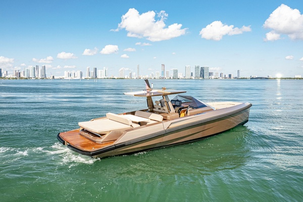 TENDER OWL 48ft Wally Yacht For Sale