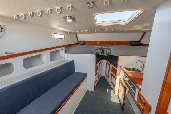 Salty Dog 38ft Young Brothers Yacht For Sale