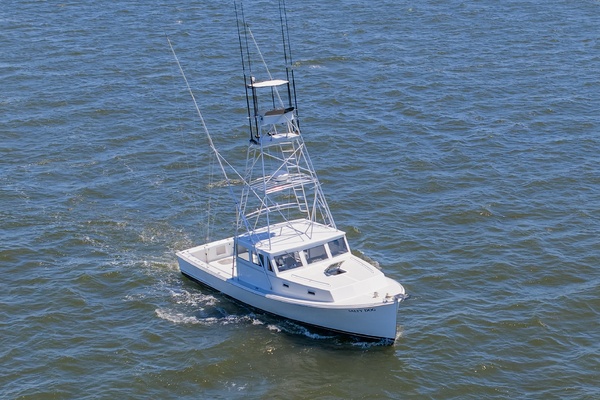 Salty Dog 38ft Young Brothers Yacht For Sale